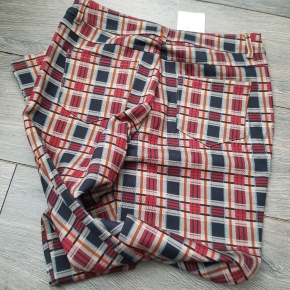 Pants - Picture 4 of 4